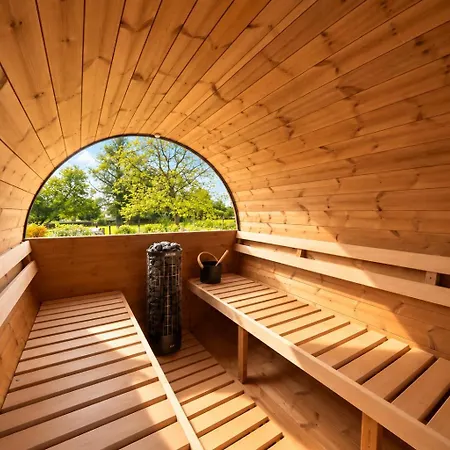 Vennchalet Fuer 8 Personen Mit Sauna Und Whirlpool Hébergement de vacances *